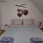 Apartman Opir *